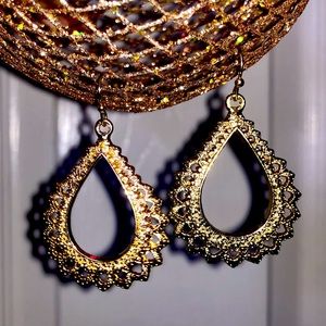 Gold colored tear drop earrings